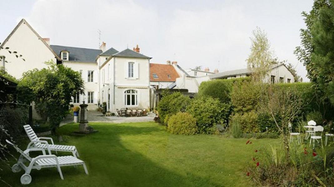 Amphore Du Berry Saint-Amand-Mont-Rond エクステリア 写真