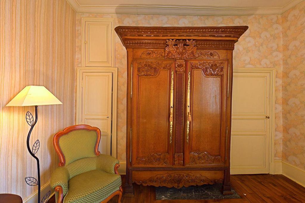 Amphore Du Berry Saint-Amand-Mont-Rond 部屋 写真