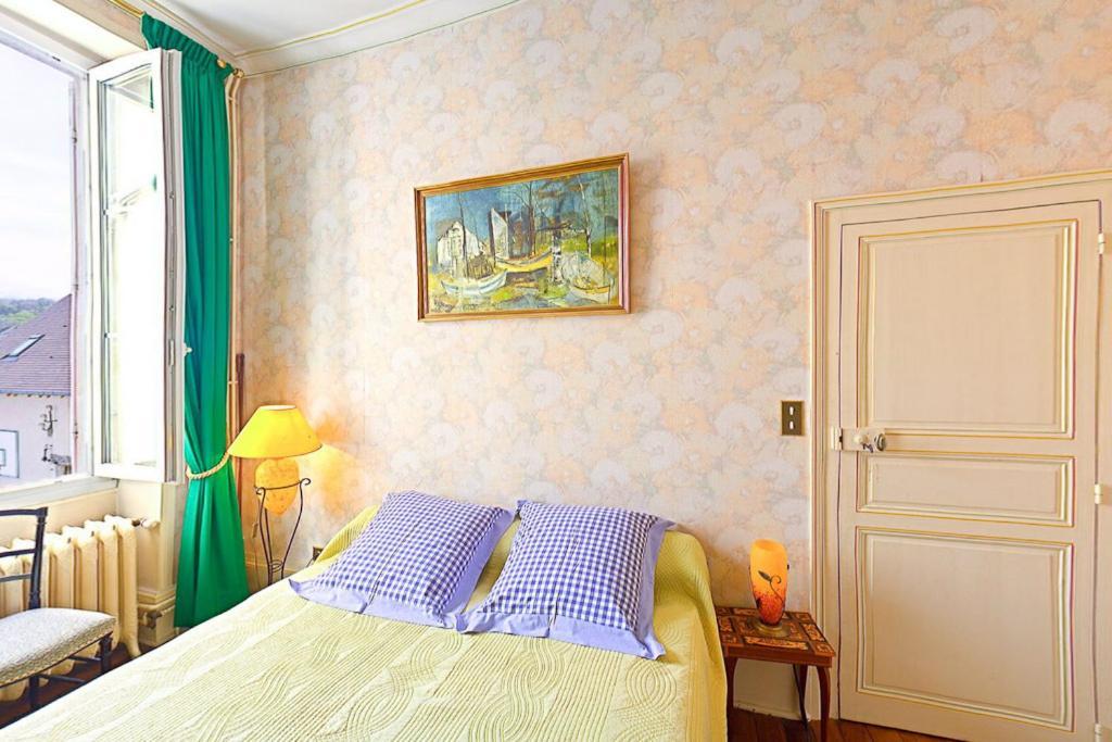 Amphore Du Berry Saint-Amand-Mont-Rond 部屋 写真