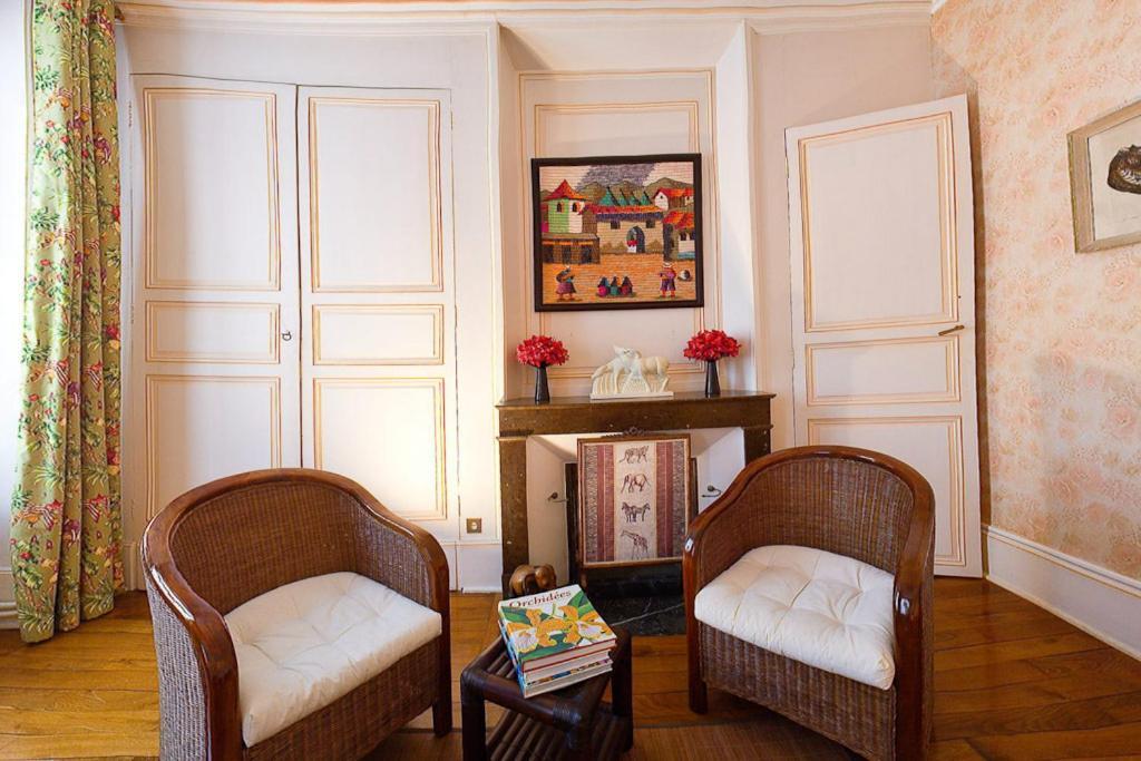 Amphore Du Berry Saint-Amand-Mont-Rond 部屋 写真