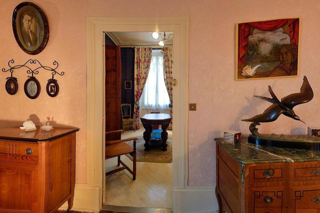 Amphore Du Berry Saint-Amand-Mont-Rond 部屋 写真